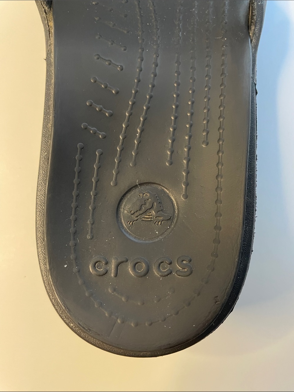 CROCS Women’s Black Multi-Strap Slide Sandals.  Size 8 - Picture 3 of 5